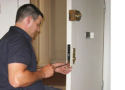Security Locksmith Services New Haven, CT 203-433-3453 Security Locksmith Services New Haven, CT 203-433-3453 - 11-Lock-And-Locksmith
